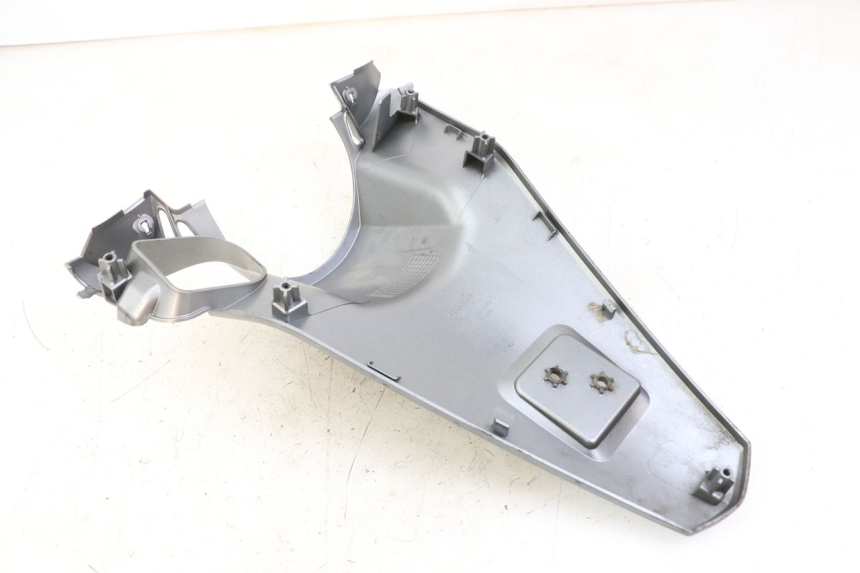 photo de INNER LEGSHIELD UPPER HONDA SH i 300 (2015 - 2020)