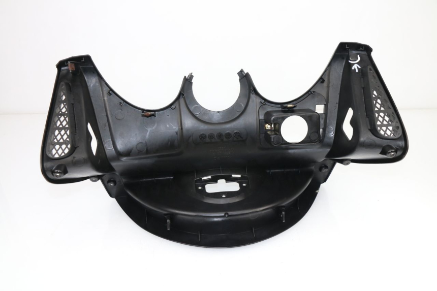 photo de INNER LEGSHIELD UPPER KYMCO GRAND DINK 125 (2008 - 2014)