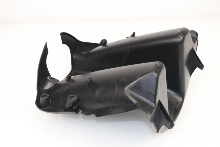 photo de INNER LEGSHIELD UPPER TNT MOTOR ROMA 10' 4T 50 (2007 - 2018)