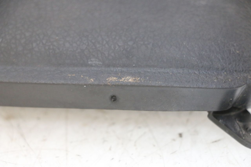 photo de INNER LEGSHIELD UPPER YAMAHA X-MAX XMAX 125 (2010 - 2014)