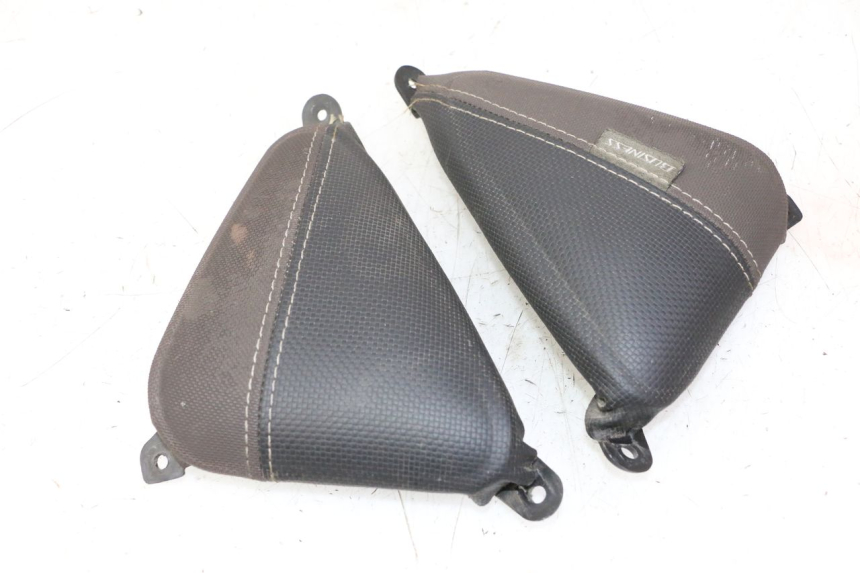 photo de INNER LEGSHIELD UPPER YAMAHA X-MAX XMAX 125 (2010 - 2014)