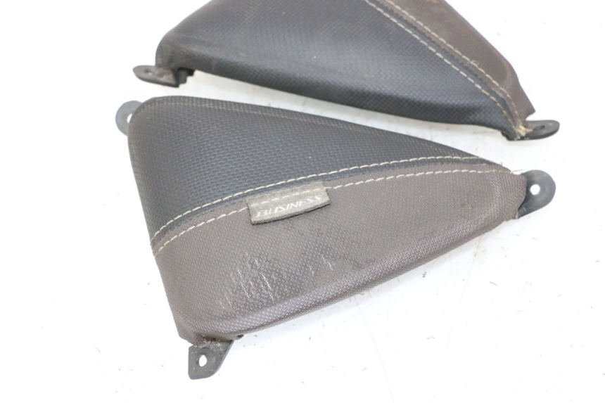 photo de INNER LEGSHIELD UPPER YAMAHA X-MAX XMAX 125 (2010 - 2014)