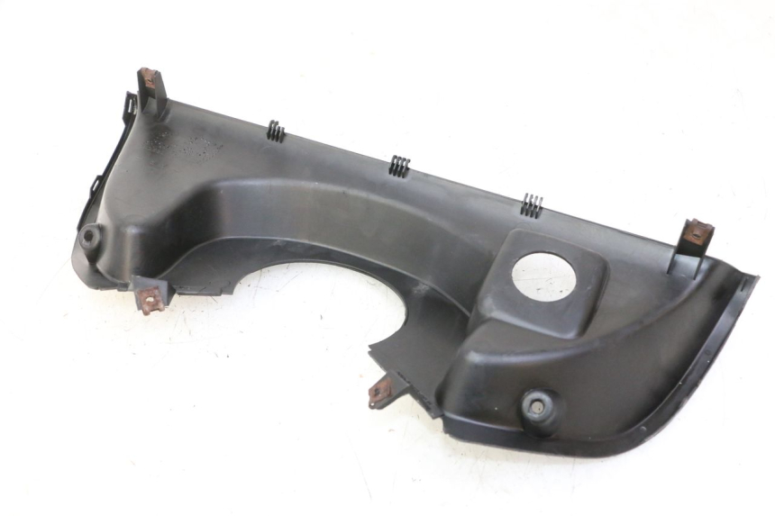 photo de INNER LEGSHIELD UPPER YAMAHA YP MAJESTY 125 (2007 - 2010)