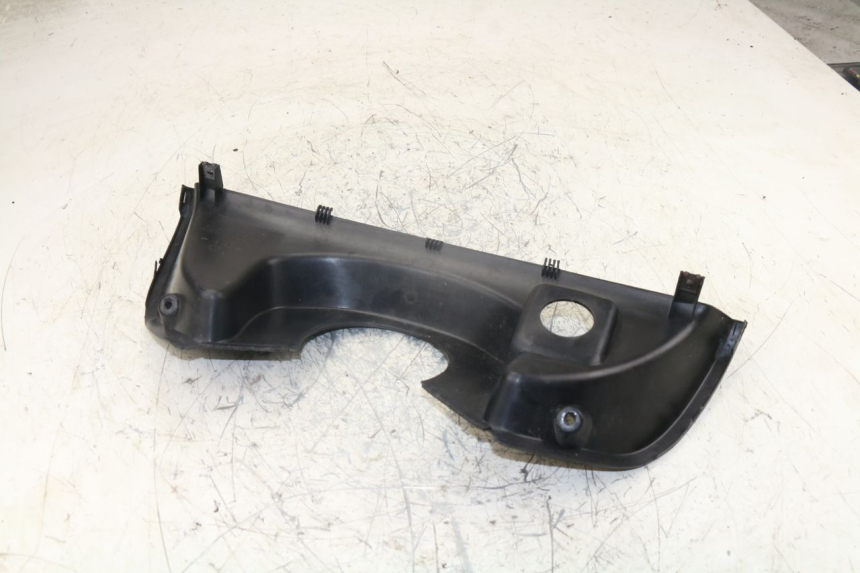 photo de INNER LEGSHIELD UPPER YAMAHA YP MAJESTY 125 (1998 - 2001)
