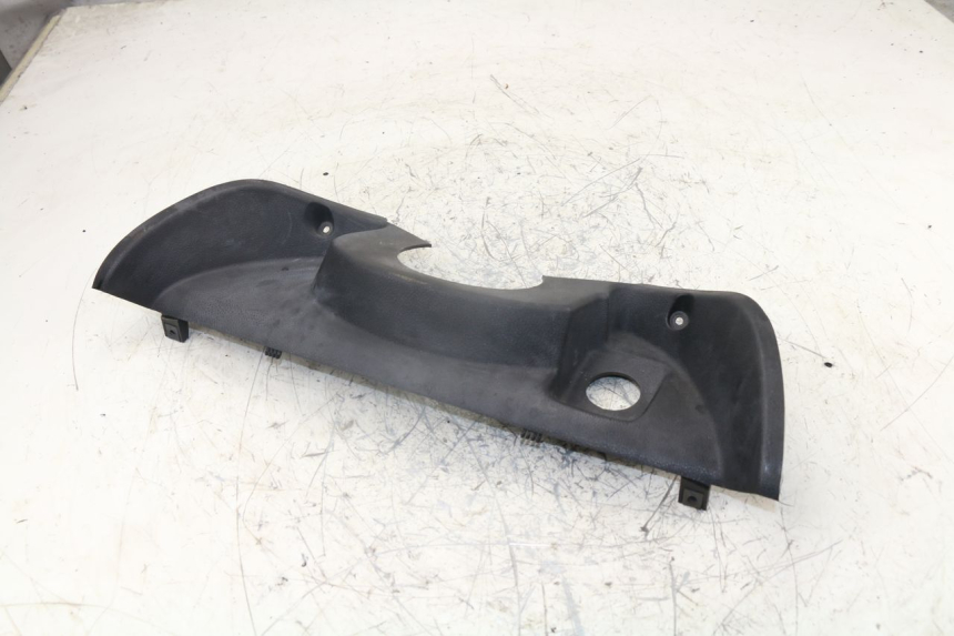 photo de INNER LEGSHIELD UPPER YAMAHA YP MAJESTY 125 (1998 - 2001)