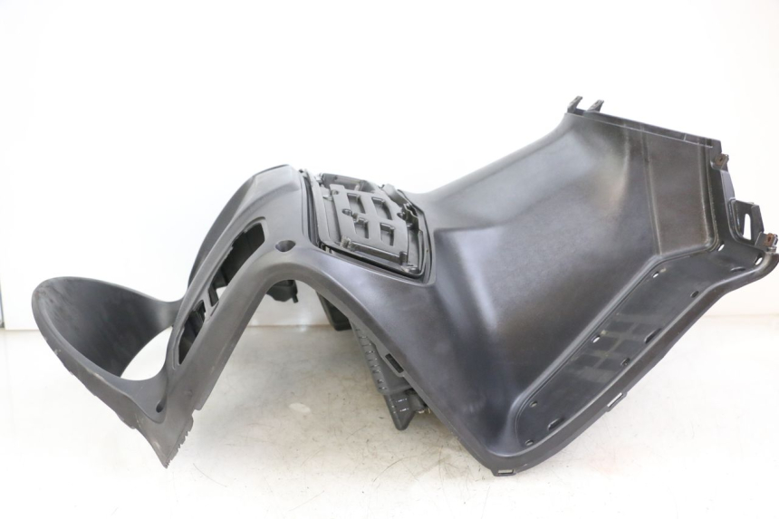 photo de INNER FAIRING SUZUKI BURGMAN 125 (2007 - 2014)