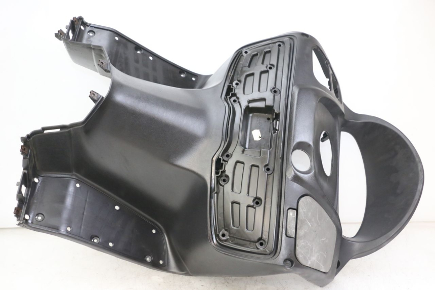 photo de INNER FAIRING SUZUKI BURGMAN 125 (2007 - 2014)