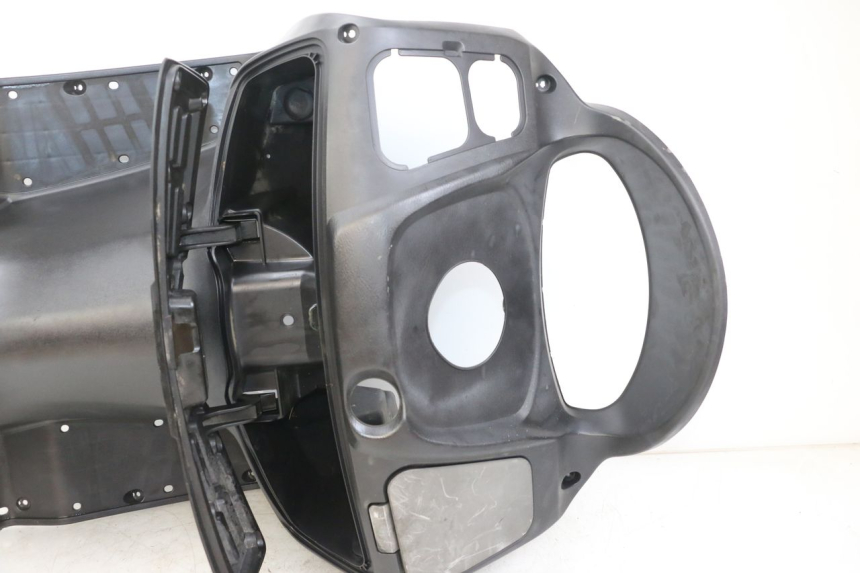 photo de INNER FAIRING SUZUKI BURGMAN 125 (2007 - 2014)