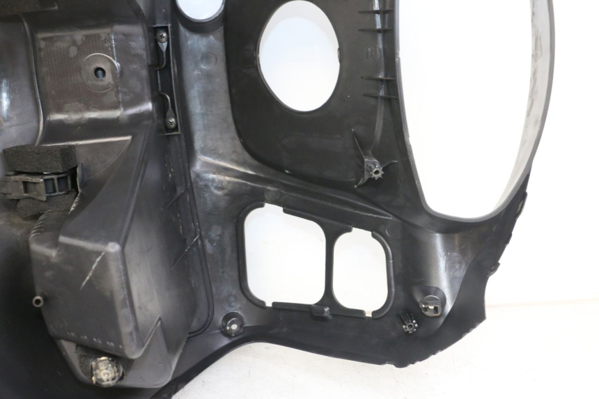 photo de INNER FAIRING SUZUKI BURGMAN 125 (2007 - 2014)