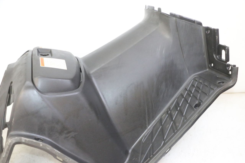 photo de INNER APRON SUZUKI UH BURGMAN 125 (2002 - 2006)