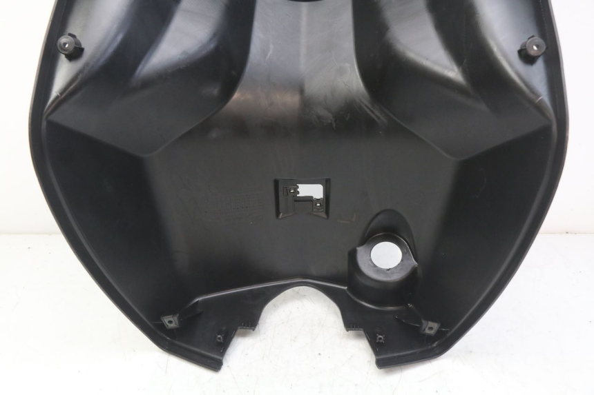 photo de INNER LEGSHIELD PEUGEOT VIVACITY 125 (2010 - 2017)