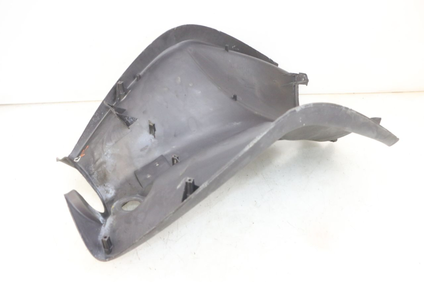 photo de INNER LEGSHIELD PEUGEOT VIVACITY 100 (1999 - 2008) - Component detail