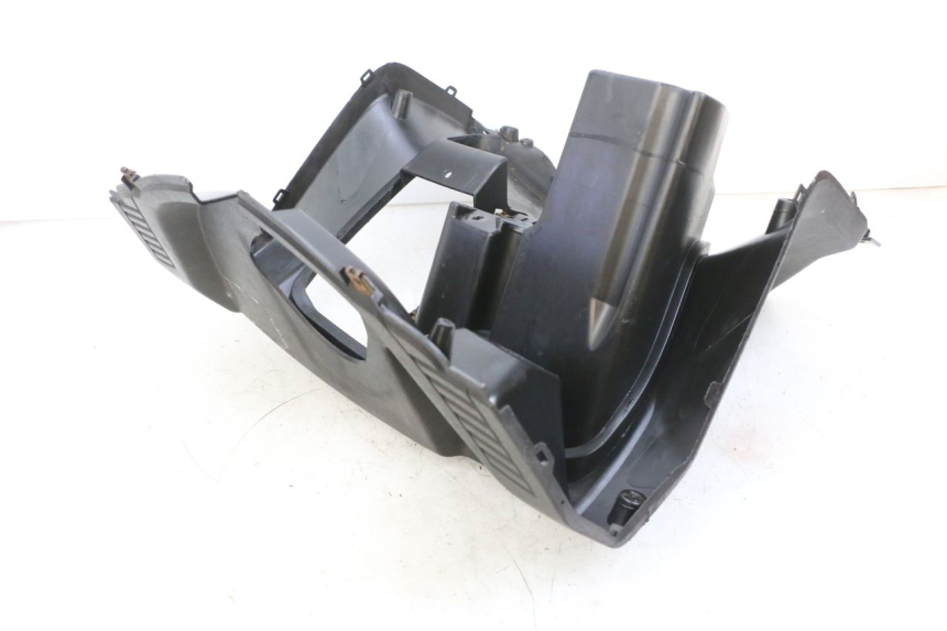 photo de INNER APRON YAMAHA XMAX X-MAX 125 (2006 - 2009) - Component detail