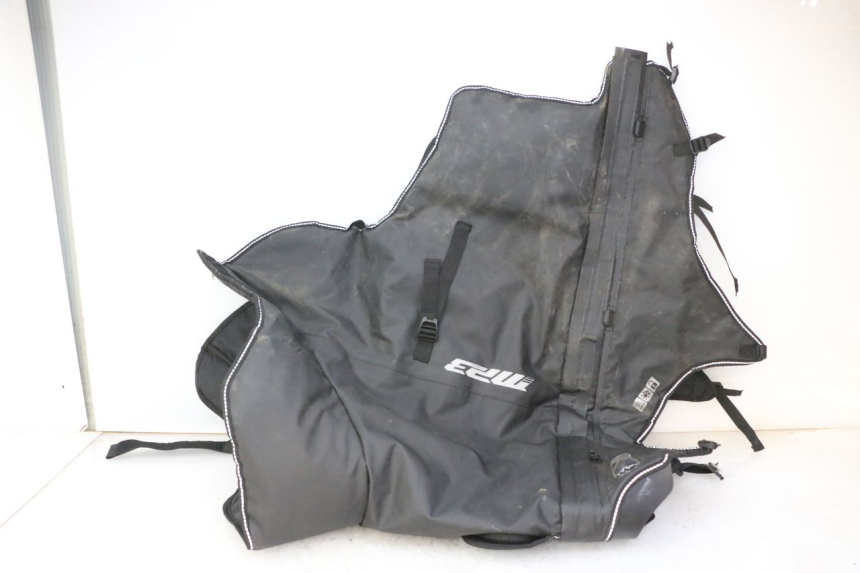 photo de LEG COVER PIAGGIO MP3 HPE 310 (2024 - 2025)