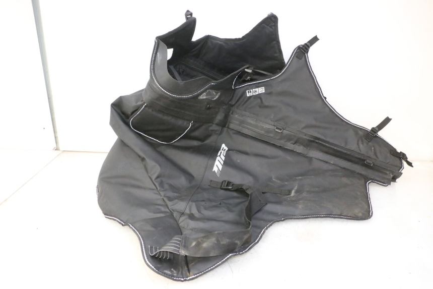 photo de LEG COVER PIAGGIO MP3 HPE 310 (2024 - 2025)