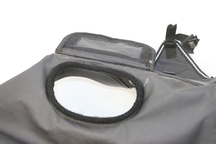 photo de LEG COVER PIAGGIO MP3 HPE 310 (2024 - 2025)