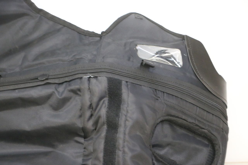 photo de LEG COVER PIAGGIO MP3 HPE 310 (2024 - 2025)
