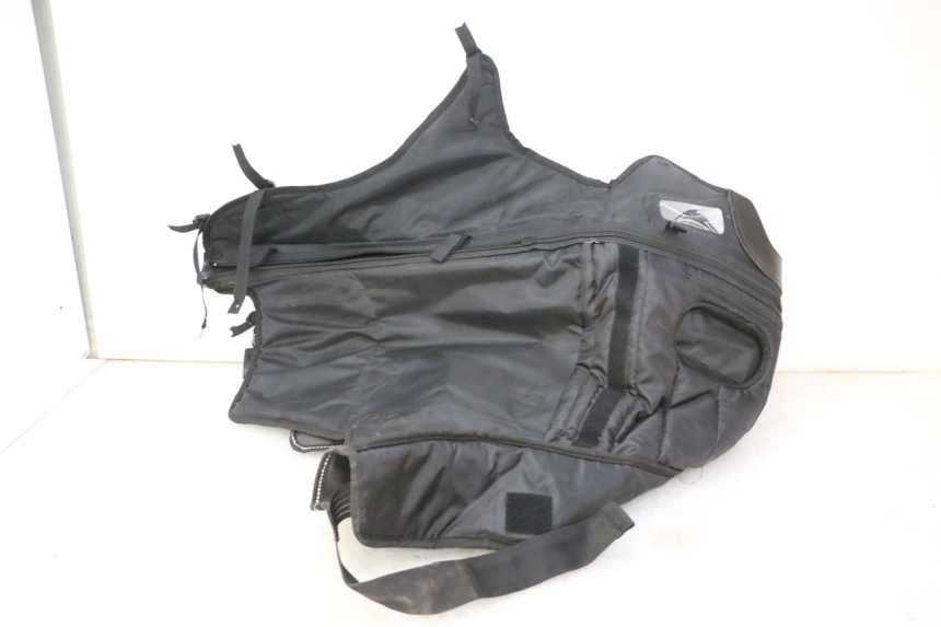 photo de LEG COVER PIAGGIO MP3 HPE 310 (2024 - 2025)