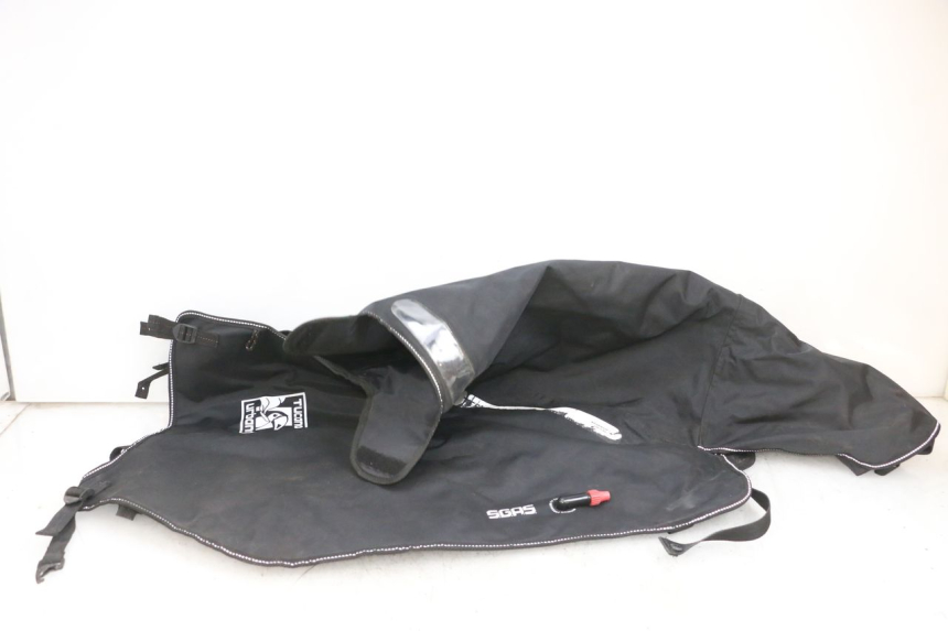 photo de LEG COVER PIAGGIO MP3 500 (2016 - 2018) - Distinctive features