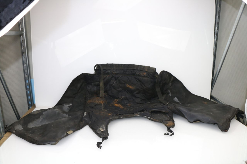 photo de LEG COVER SYM GTS 250 (2005 - 2008)