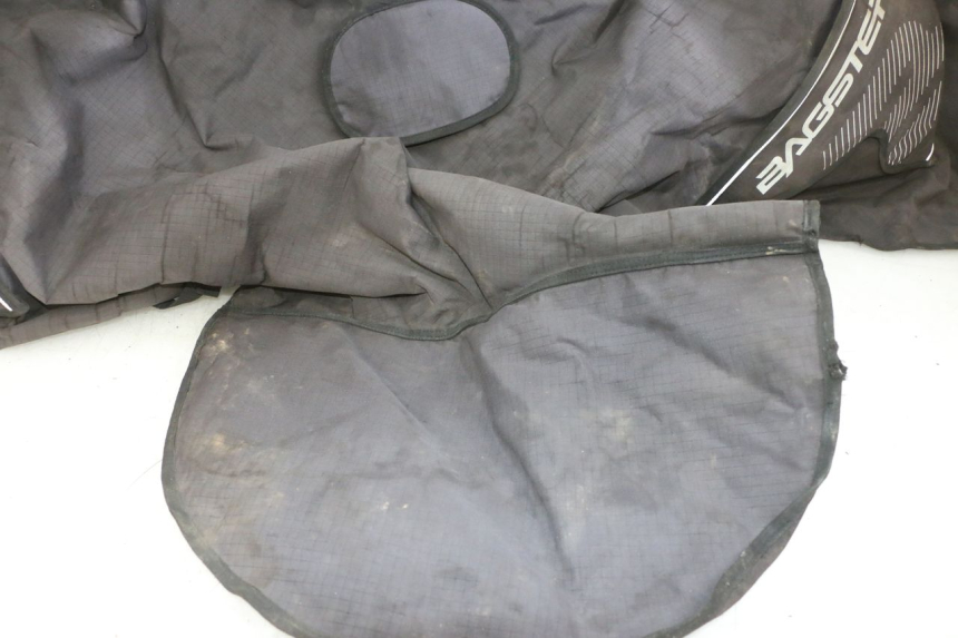 photo de LEG COVER PIAGGIO XEVO - X EVO 125 (2007 - 2016) - Alternative perspective