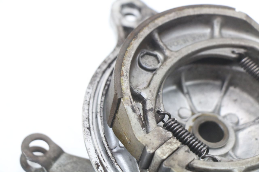 photo de REAR BRAKE DRUM SUZUKI GN 125 (1997 - 2000)