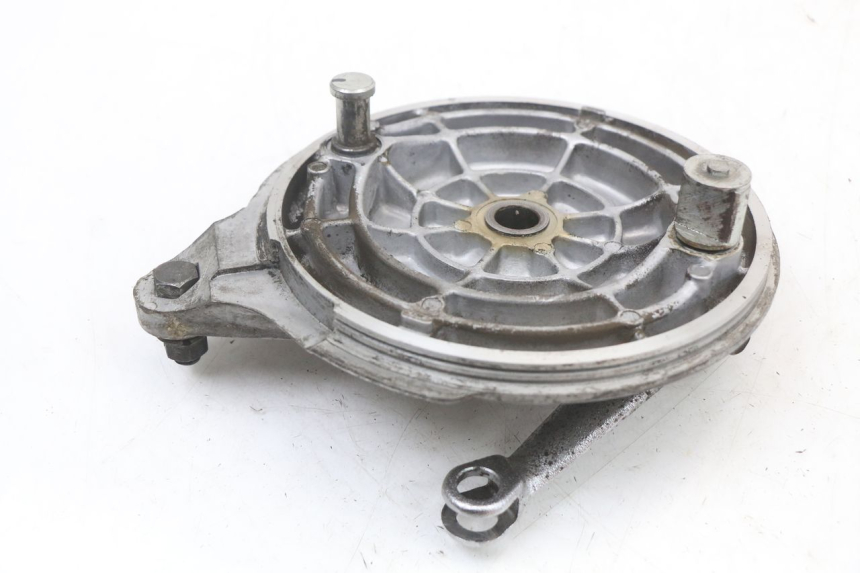 photo de REAR BRAKE DRUM SUZUKI GSX E 250 (1982 - 1983)