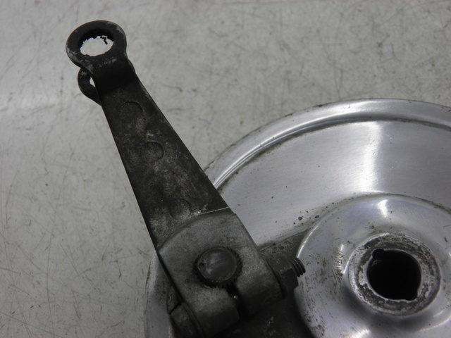 photo de REAR DRUM HONDA CM 125 (1983 - 2003)