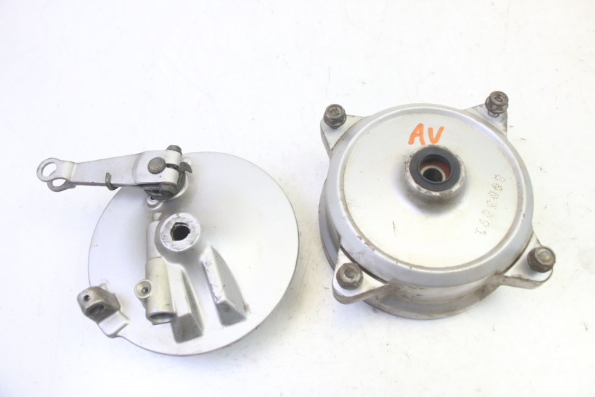 photo de FRONT DRUM HONDA SCV LEAD 100 (2003 - 2007)