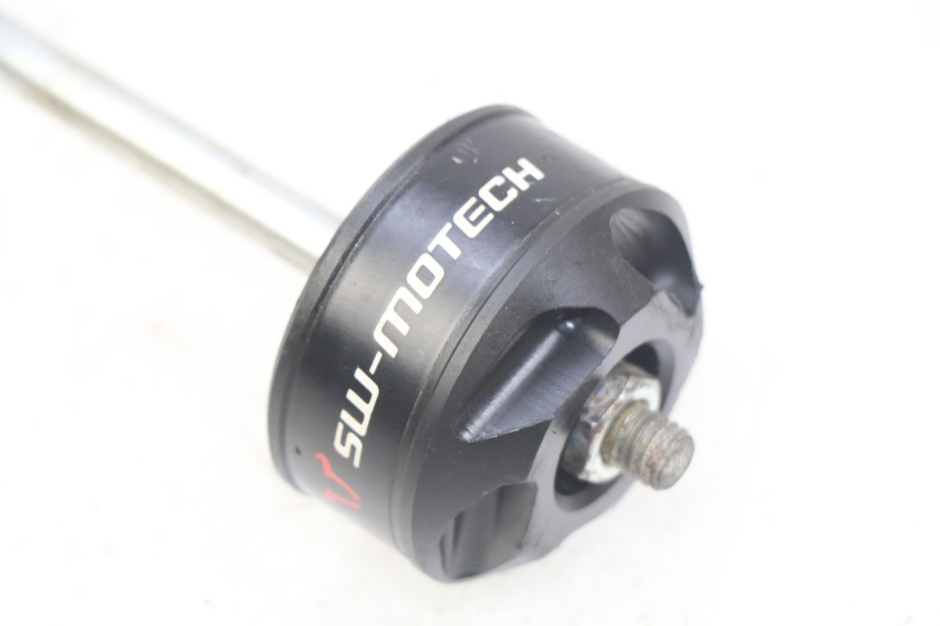 photo de ENGINE MOUNT HONDA CB R 1000 (2018 - 2023)