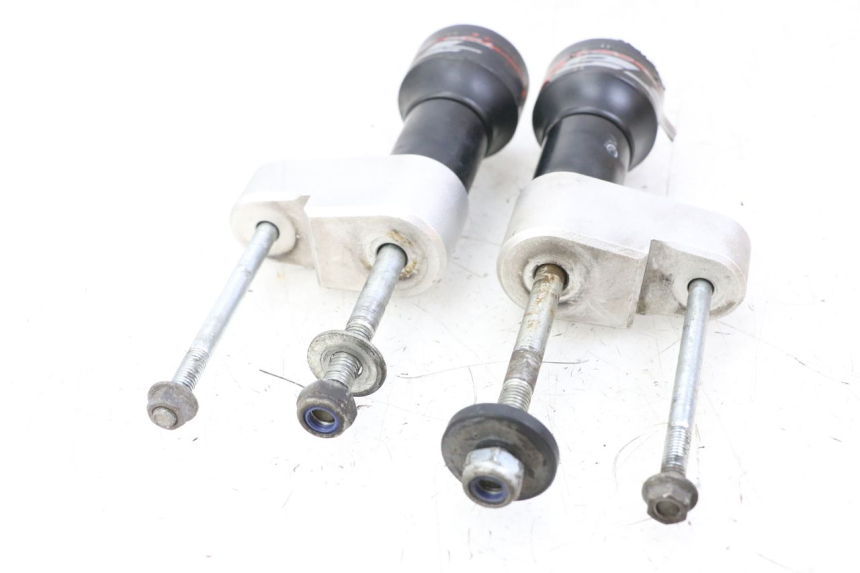 photo de ENGINE SLIDER YAMAHA FZS FAZER 600 (2001 - 2003)