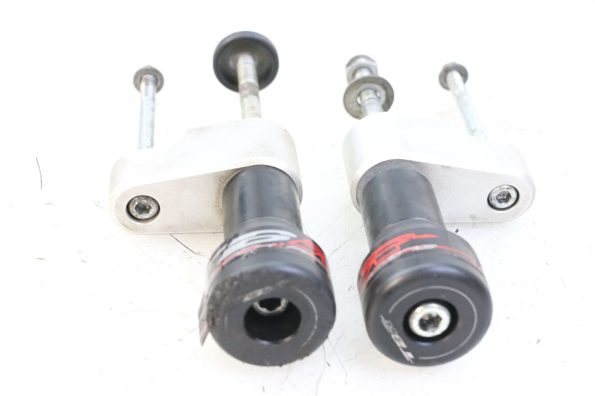 photo de ENGINE SLIDER YAMAHA FZS FAZER 600 (2001 - 2003)