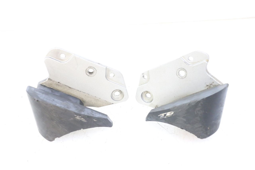 photo de ENGINE SLIDER YAMAHA XJ6 600 (2008 - 2016)