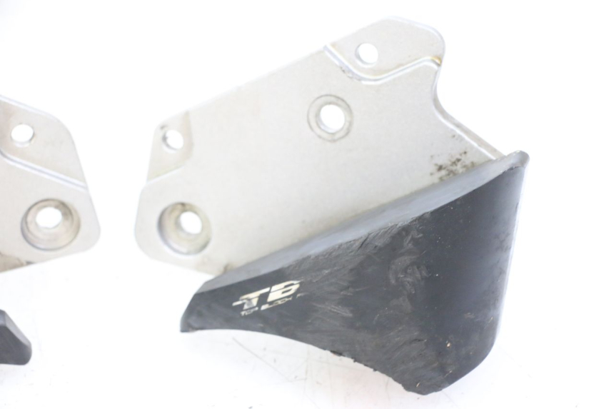 photo de ENGINE SLIDER YAMAHA XJ6 600 (2008 - 2016)