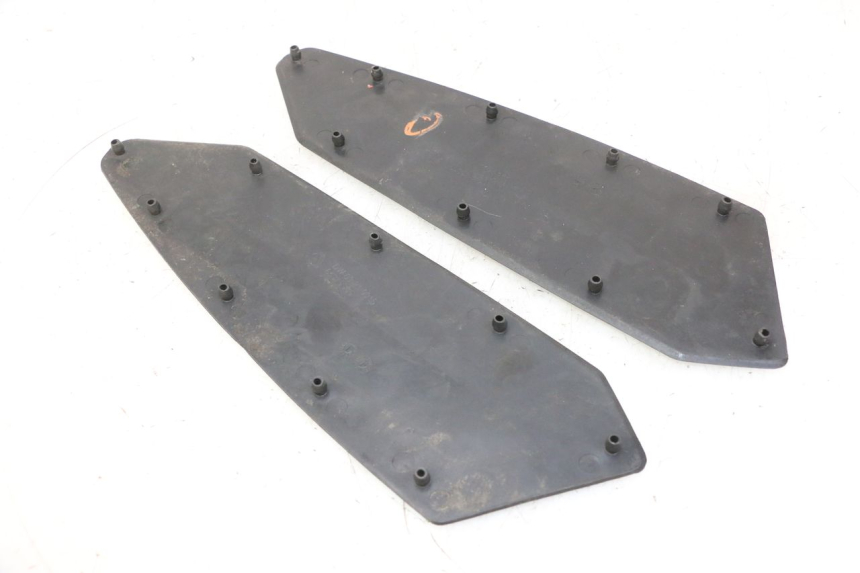 photo de FLOOR PANEL RUBBER QUADRO 4 4D 350 (2015 - 2018)