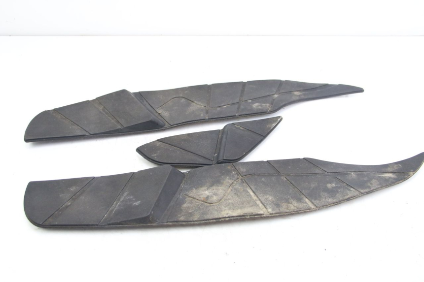 photo de FOOTBOARD MAT APRILIA ATLANTIC 500 (2002 - 2003)