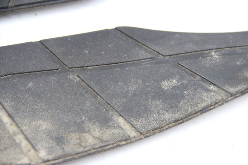 photo de FOOTBOARD MAT APRILIA ATLANTIC 500 (2002 - 2003)