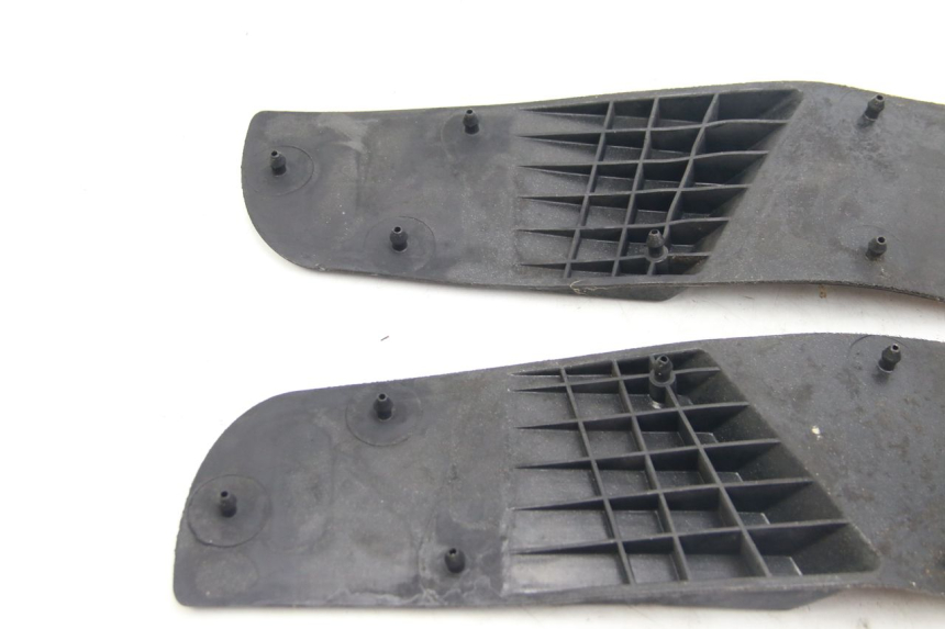 photo de FOOTBOARD MAT APRILIA ATLANTIC 500 (2002 - 2003)