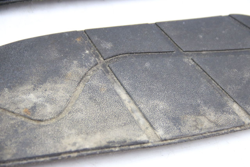 photo de FOOTBOARD MAT APRILIA ATLANTIC 500 (2002 - 2003)