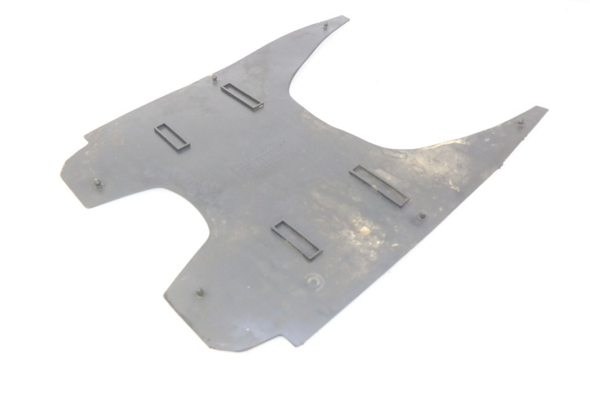 photo de FOOTBOARD MAT SUZUKI CP 80 (1985 - 1996)