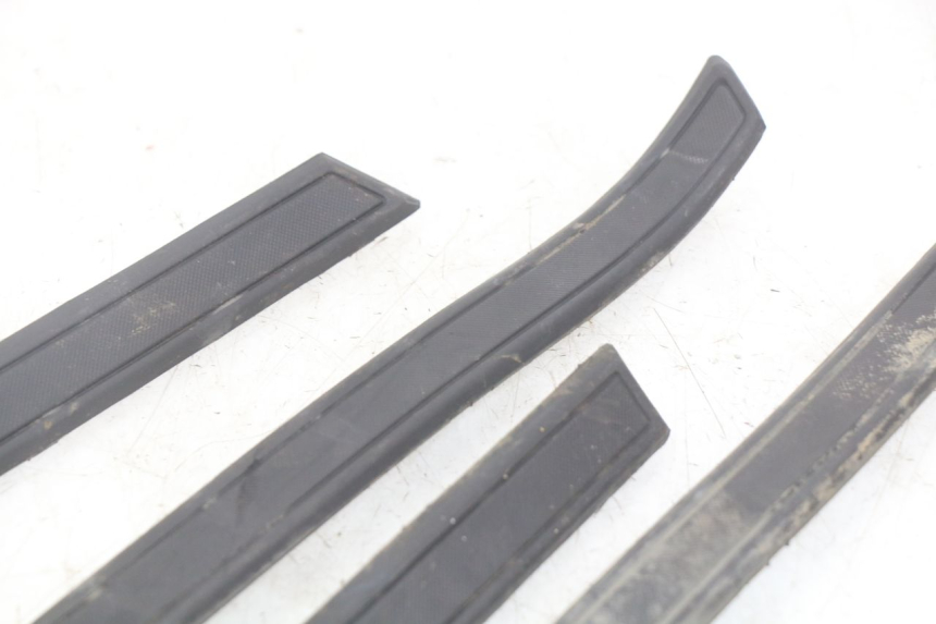 photo de FOOTBOARD MAT PEUGEOT DJANGO 4T 50 (2014 - 2019)