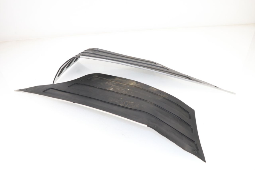 photo de FLOOR PANEL RUBBER GOWINN DOLCE VITA 125 (2007 - 2013)