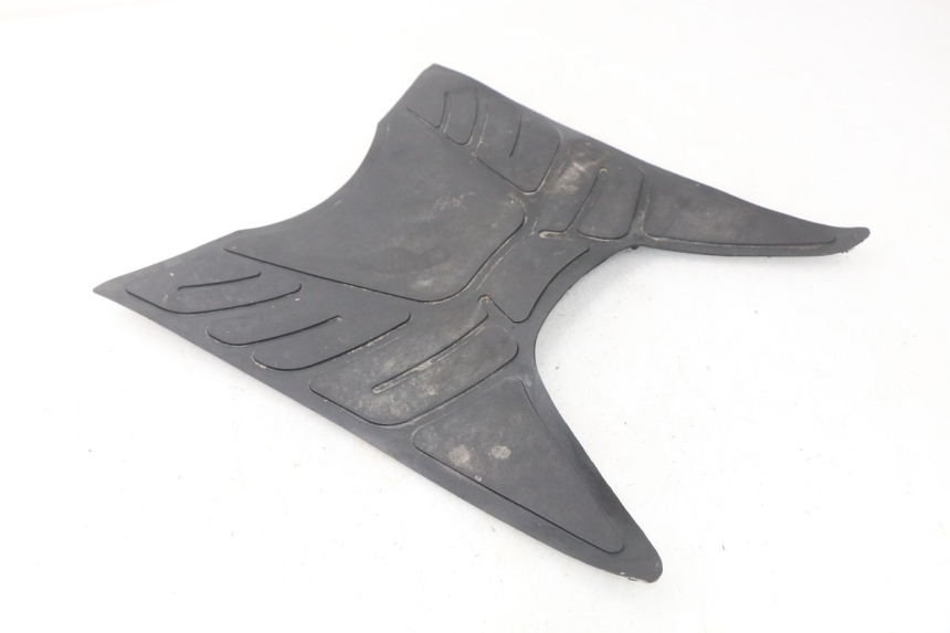 photo de FLOOR PANEL RUBBER FYM STRADA 50 (2007 - 2014)