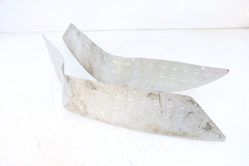 photo de FLOOR PANEL RUBBER JM MOTORS GTS 125 (2015 - 2019) - Component detail