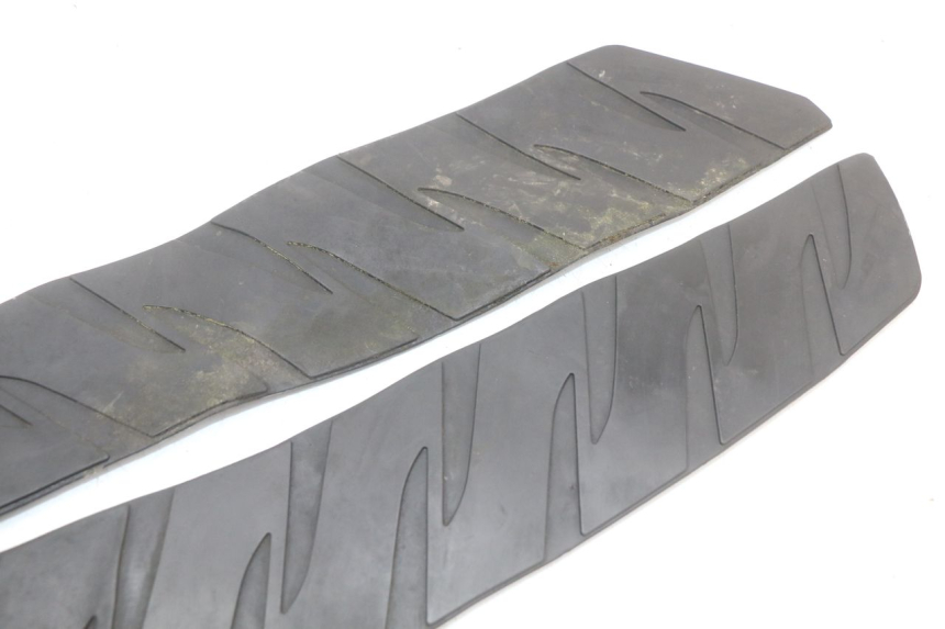 photo de FLOOR PANEL RUBBER HONDA FJS SILVER WING SILVERWING 400 (2005 - 2008)