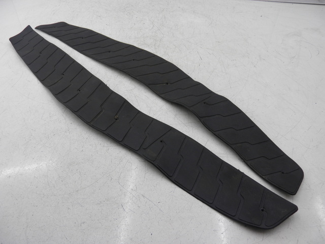 photo de FLOOR PANEL RUBBER JM MOTOR S-MAX 125 (2010 - 2014)