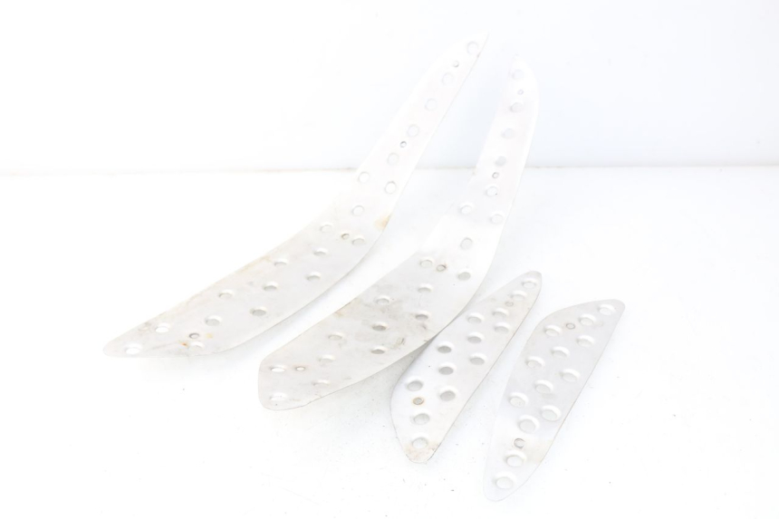 photo de FLOOR PANEL RUBBER JONWAY GTX 2T 50 (2014 - 2020)