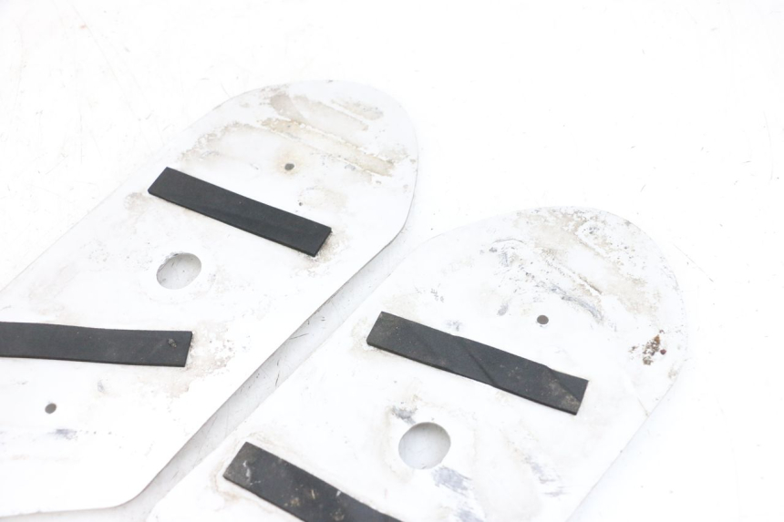 photo de FOOTBOARD MAT PEUGEOT KISBEE 4T 50 (2018 - 2022) - Zoom on usage condition