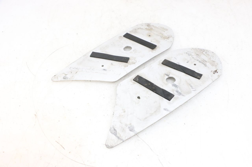 photo de FOOTBOARD MAT PEUGEOT KISBEE 4T 50 (2018 - 2022) - Alternative perspective