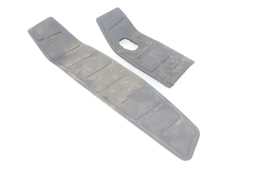 photo de FOOTBOARD MAT PIAGGIO MP3 LT 300 (2010 - 2016)